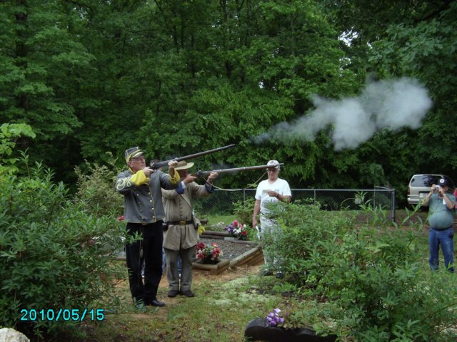 cosbycemetery14.jpg